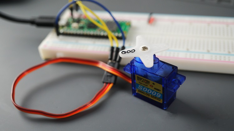 Control Servo Motor Raspberry Pi Pico